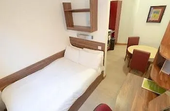 Km Apartments Edinburgh