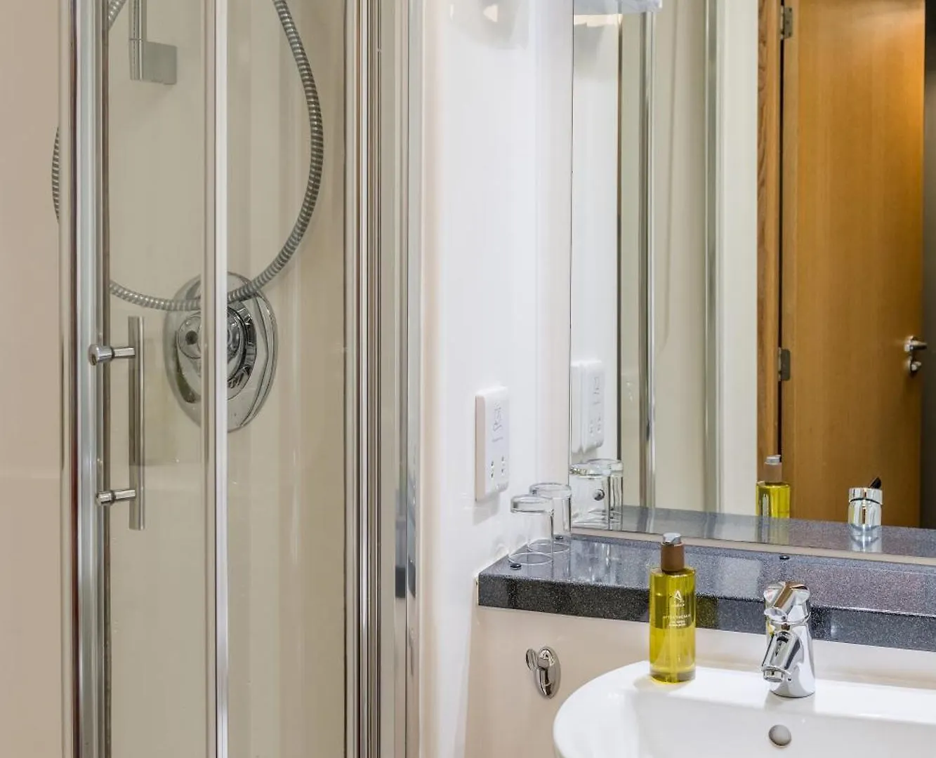 Km Apartments Edinburgh