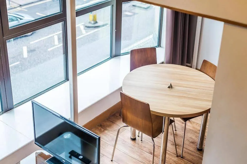 Km Apartments Edinburgh