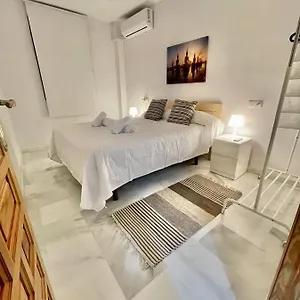 https://bj-a-apartamentos-arguian.es-andalucia.com